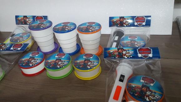 Kit Copo Retrátil + Lanterna Tema Patrulha Canina