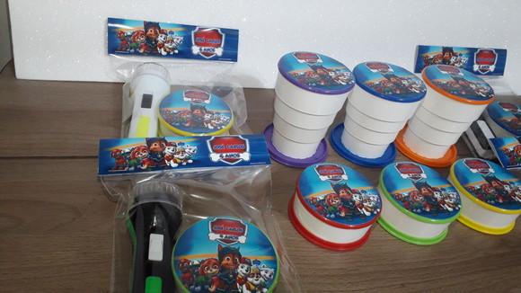 Kit Copo Retrátil + Lanterna Tema Patrulha Canina