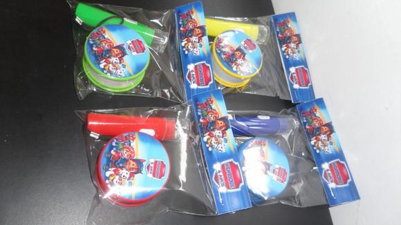 Kit Copo Retrátil + Lanterna Tema Patrulha Canina