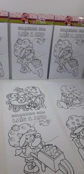 Kit de Desenhos para Colorir Tema Moranguinho Antiga