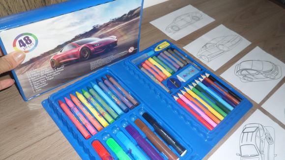 Kit de Pintura Estojo 48 Peças com Desenhos p/ Colorir