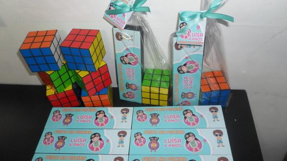 Kit Domino + Cubo Mágico Faço no Tema Festa na Piscina