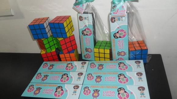 Kit Domino + Cubo Mágico Faço no Tema Festa na Piscina