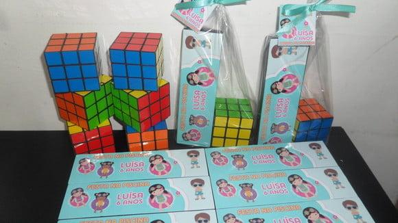 Kit Domino + Cubo Mágico Faço no Tema Festa na Piscina