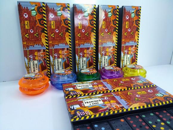 Kit Domino + Ioio Personalizado Tema Construtor