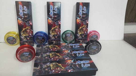 Kit Domino + Ioio Personalizado Tema Vingadores
