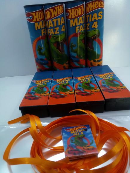 Kit Domino e Pega Vareta Hot Wheels e Dinossauro