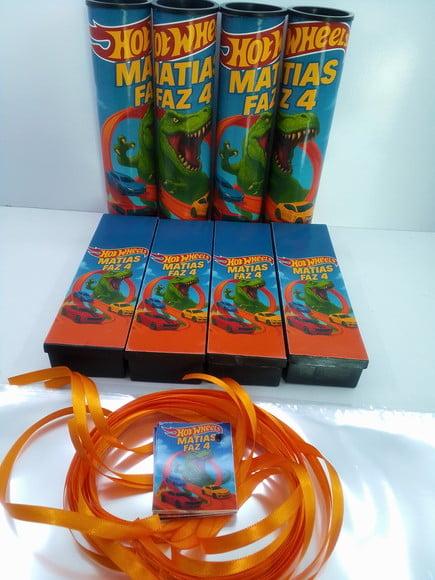 Kit Domino e Pega Vareta Hot Wheels e Dinossauro