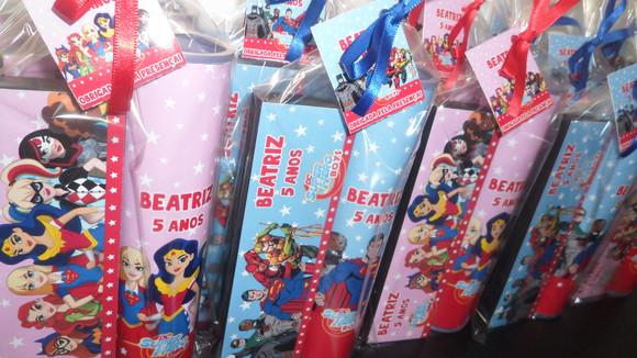 Kit Domino e Pega Varetas Personalizado Herois e Heroinas