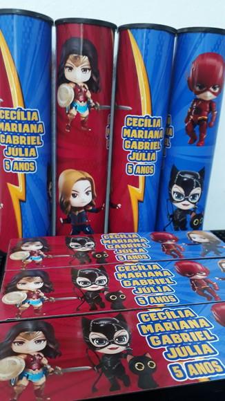 Kit Domino e Pega Varetas Super Herois