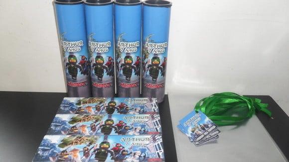 Kit Domino e Pega Varetas Tema Ninjago