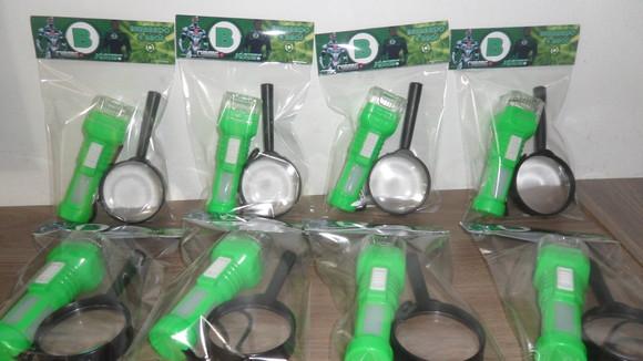 Kit Infantil Lanterna + Lupa Tema Lanterna Verde