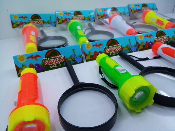 Kit Lanterna + Lupa Tema Dinossauro
