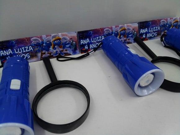 Kit Lanterna e Lupa Tema Smurfs