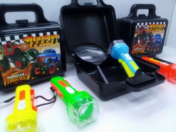 Kit Maletinha Plástica + Lupa + Lanterna