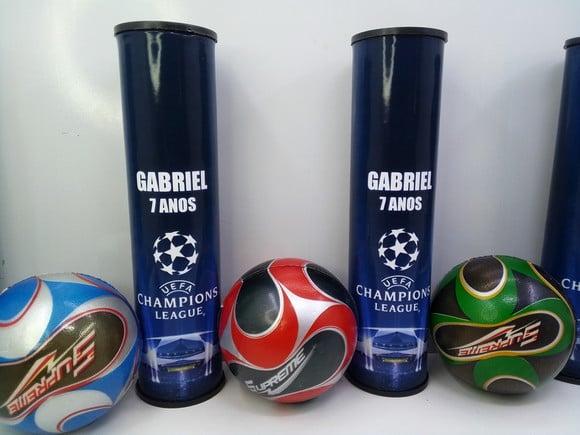 Kit Pega Varetas + Mini Bola Macia 6x6cm Liga dos Campeões