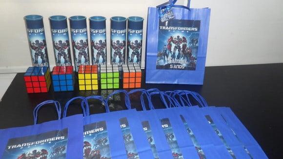 Kit Sacolinha + Cubo Magico + Pega Varetas Tema Transformers