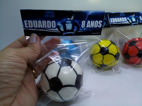 Mini Bola 6x6cm Cores Sortidas Tema Futebol