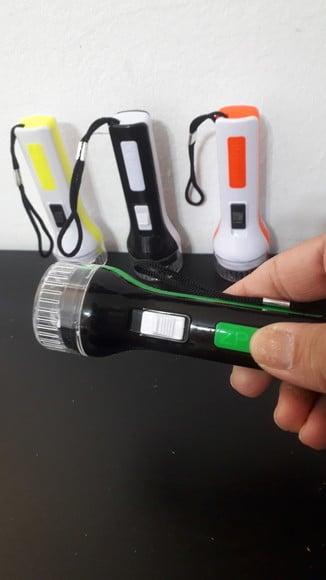 Mini Lanterna Brinquedo Infantil de Led