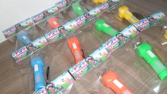Mini Lanterna Personalizado com Tema Dora Aventureira