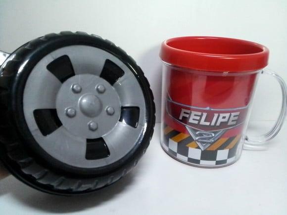 Pote Roda Plasútil + Caneca Personalizado no Tema Carros