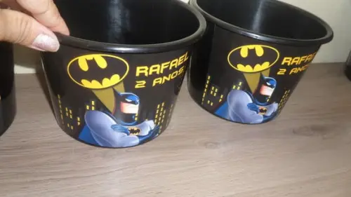 Balde de Pipoca Várias Cores de 1,5l Tema Batman