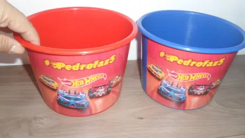 Balde de Pipoca Várias Cores de 1,5l Tema Hot Wheels