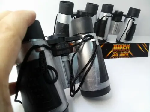 Binoculo Cor Prata com Detalhes em Preto Tema 40 Anos