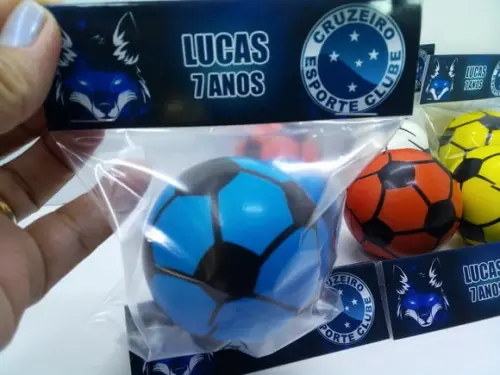Bola Futebol 6 cm Macia + Lapela Tema Futebol Cruzeiro