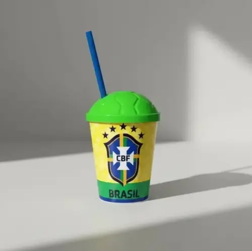 Copos Tema Copa do Mundo Brasil + Tampa Futebol 370ml