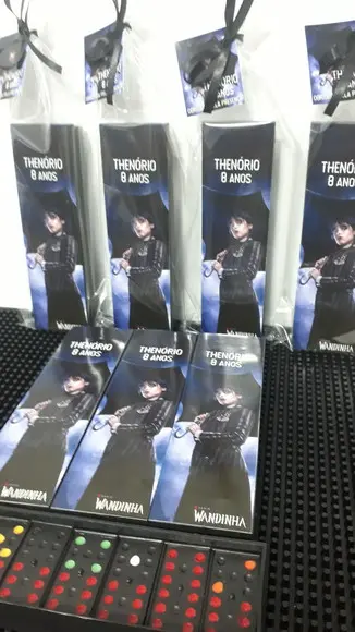 Domino Personalizado Tema Wandinha