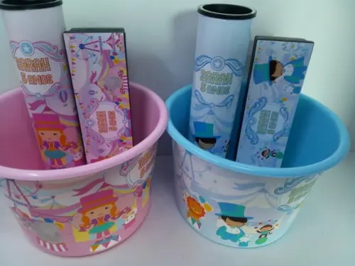 Kit Balde Pipoca+domino+pega Varetas no Tema Circo