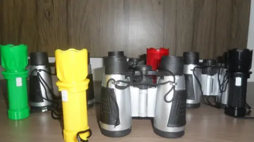 Kit Binoculo + Lanterna