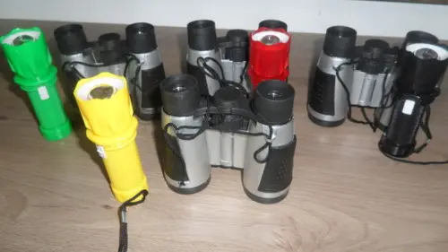 Kit Binoculo + Lanterna