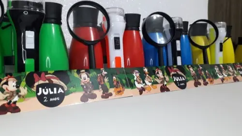 Kit Binoculo + Lanterna Colorida + Lupa Mickey Safari