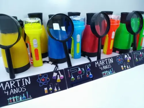 Kit Binoculo + Lanterna Colorida + Lupa Tema Cientista