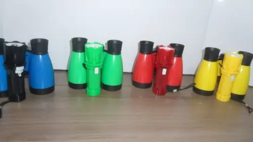 Kit Binoculo + Lanterna Cores Sortidas sem Personalizar
