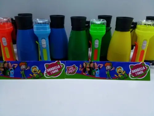 Kit Binoculo + Lanterna Cores Sortidas Tema Gato Galatico