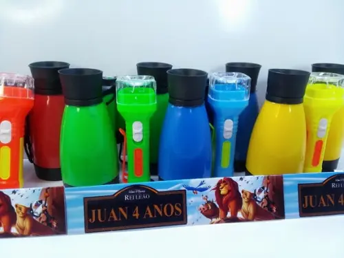 Kit Binoculo + Lanterna Cores Sortidas Tema Rei Leão
