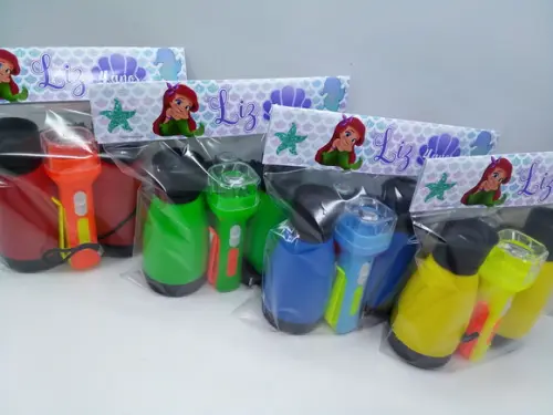 Kit Binoculo + Lanterna Tema Pequena Sereia