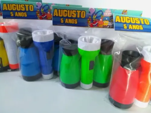 Kit Binoculo e Lanterna Bob Esponja