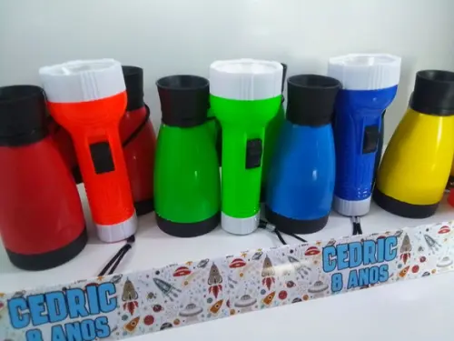 Kit Binoculo e Lanterna Tema Cientista
