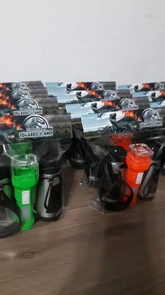 Kit Binoculo Prata + Lanterna + Lupa Tema Dinissauro