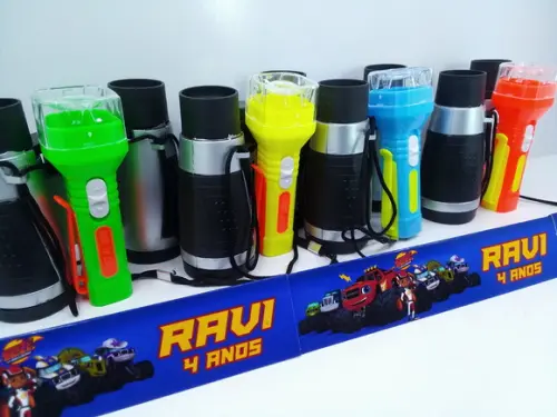 Kit Binoculo Prata e Lanterna Personalizado Monsters Machine