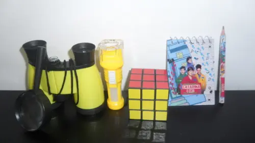 Kit Binoculo+lanterna+lupa+cubo Magico+bloquinho+mini Lapis