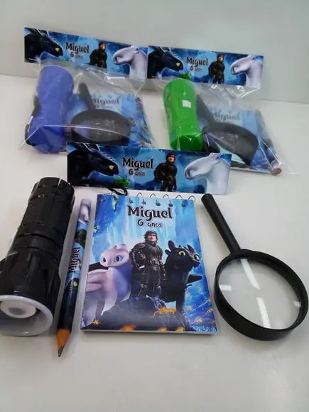 Kit Bloquinho + Mini Lápis + Lanterna + Lupa Como Treinar