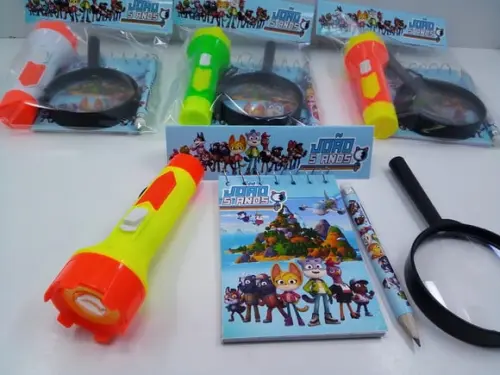 Kit Bloquinho + Mini Lápis + Lanterna + Lupa Mistérios