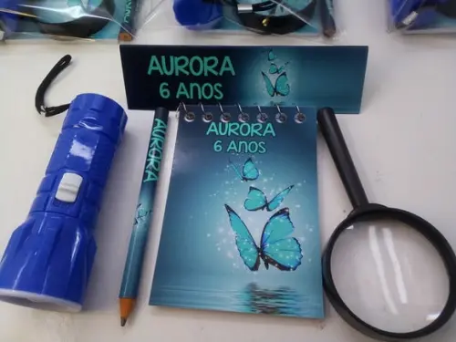 Kit Bloquinho + Mini Lápis + Lanterna + Lupa Tema Borboletas
