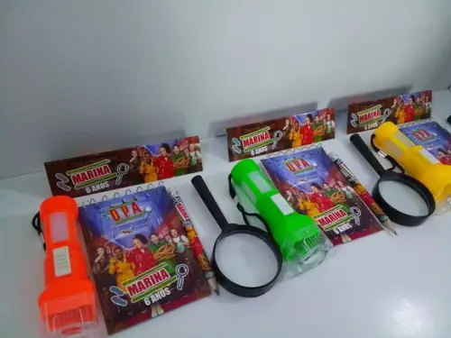 Kit Bloquinho + Mini Lápis + Lanterna + Lupa Tema Dpa