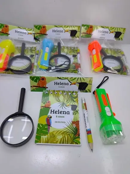Kit Bloquinho + Mini Lápis + Lanterna + Lupa Tema Floresta